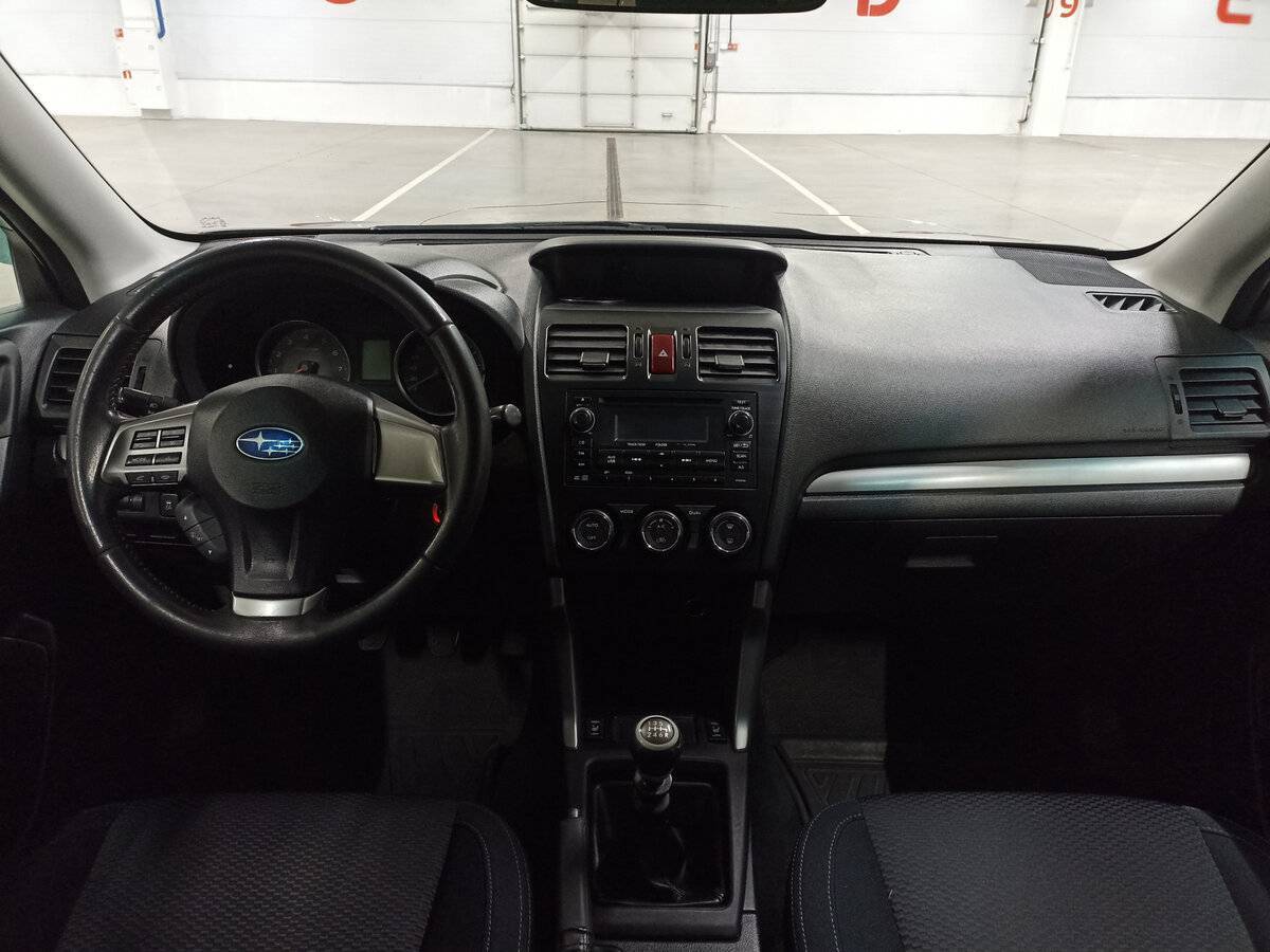Б/У Субару Форестер 2014 года. Фото: #13