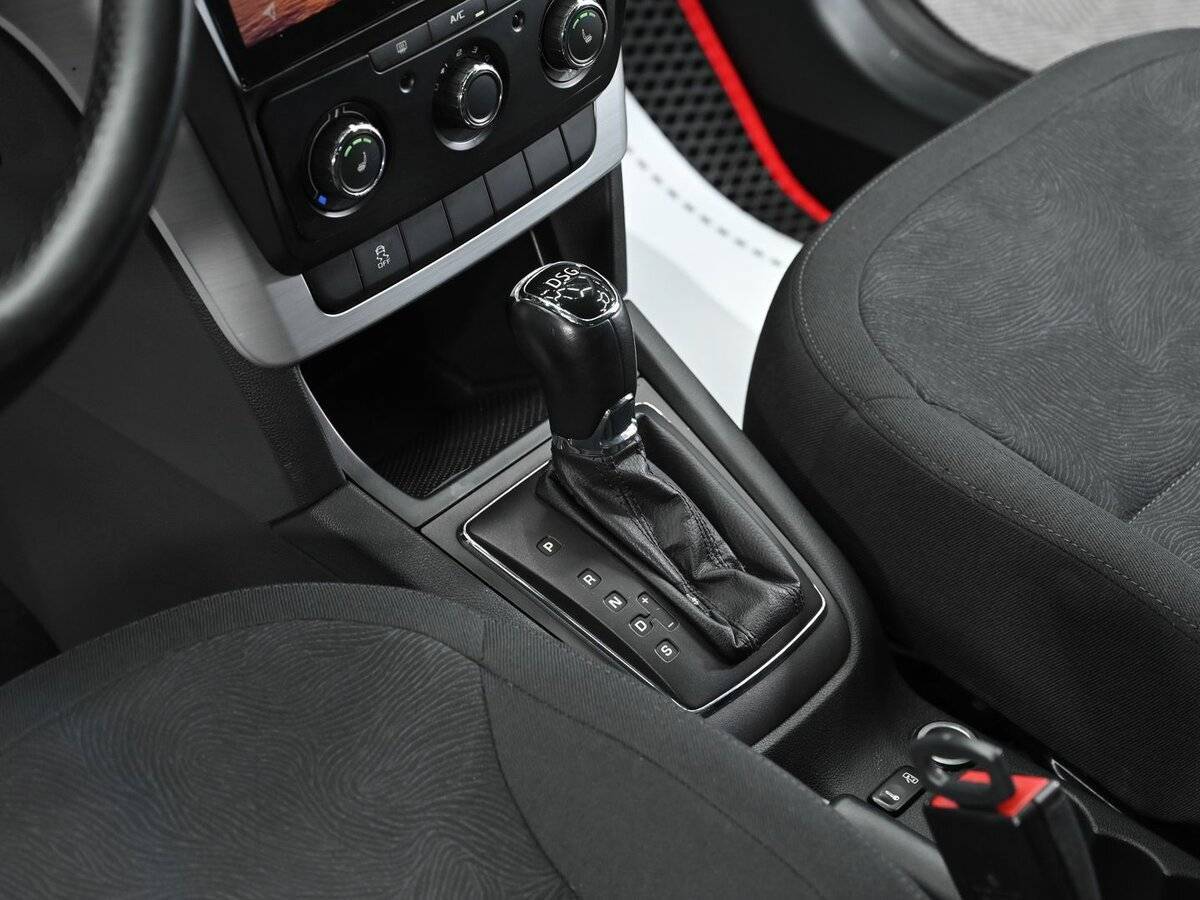 Б/У Шкода Йети 2014 года. Фото: #10