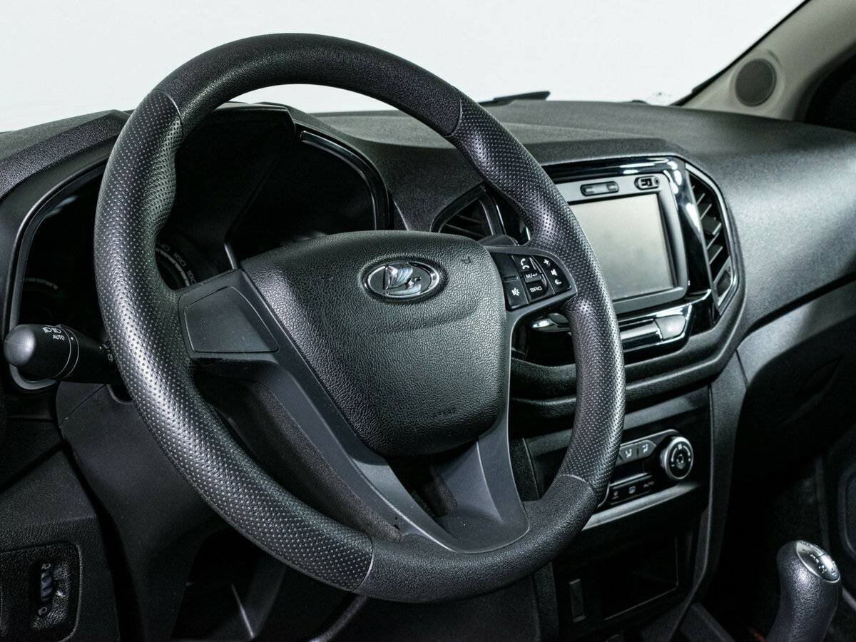 Б/У Лада (ВАЗ) ИКСРЭЙ 2016 года. Фото: #13