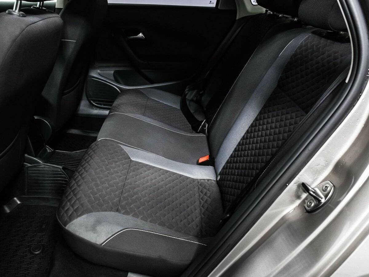 Б/У Фольксваген Поло 2018 года. Фото: #12