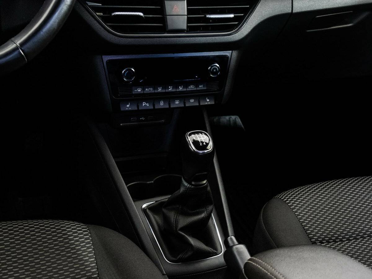 Б/У Фольксваген Поло 2020 года. Фото: #14