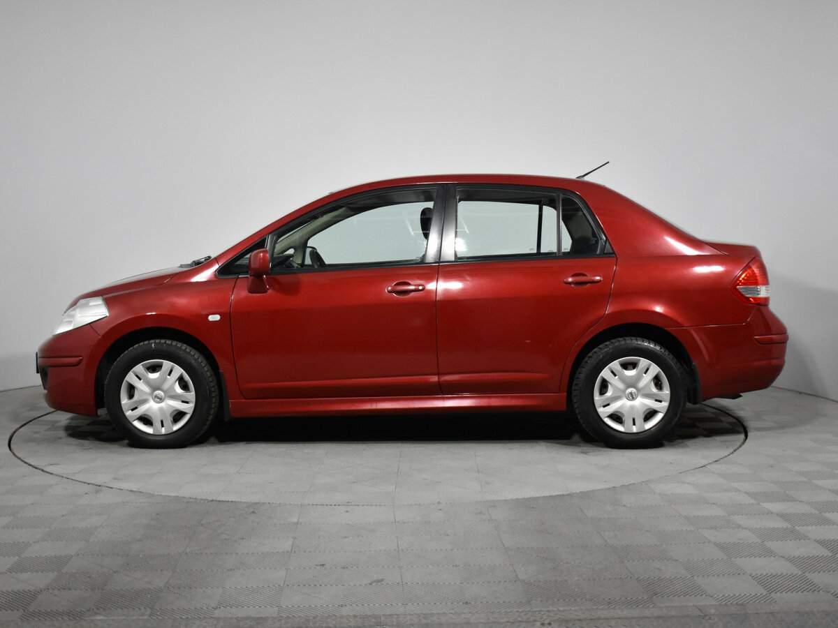 Б/У Ниссан Тиида 2012 года. Фото: #7