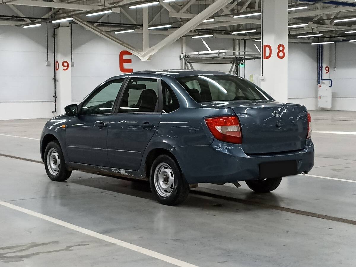 Б/У Лада (ВАЗ) Гранта 2016 года. Фото: #6