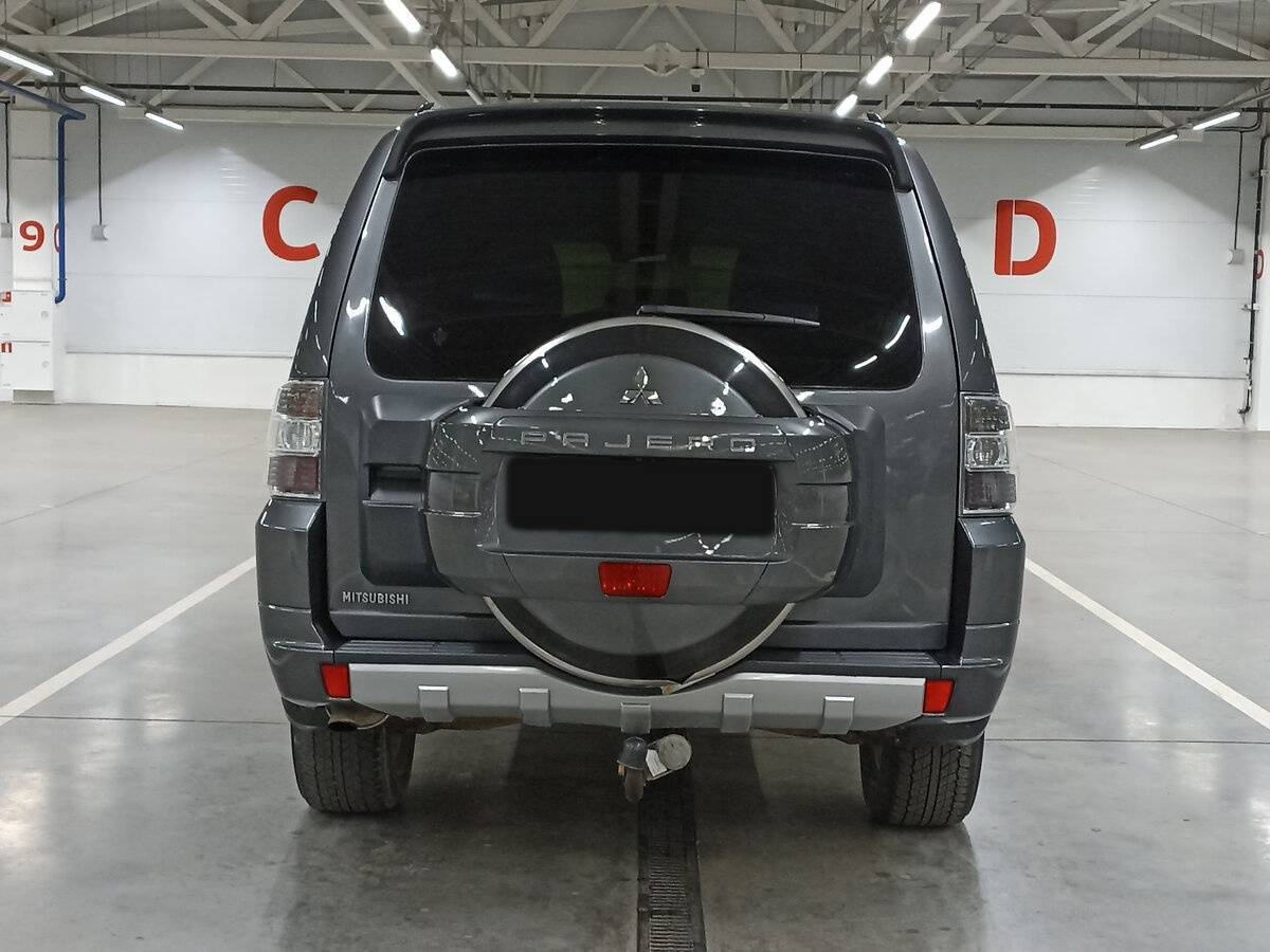 Б/У Митсубиши Паджеро 2012 года. Фото: #5