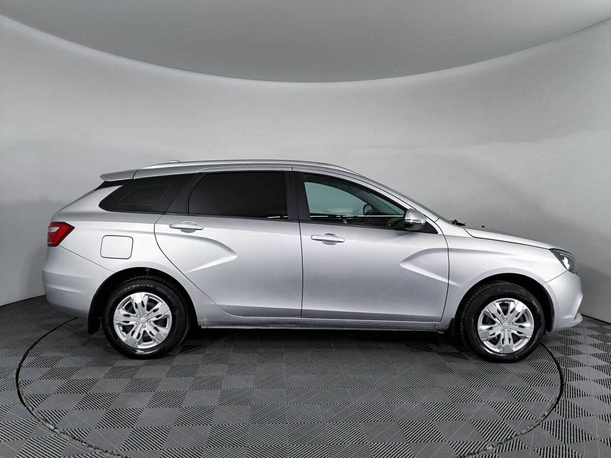 Б/У Лада (ВАЗ) Веста 2021 года. Фото: #3