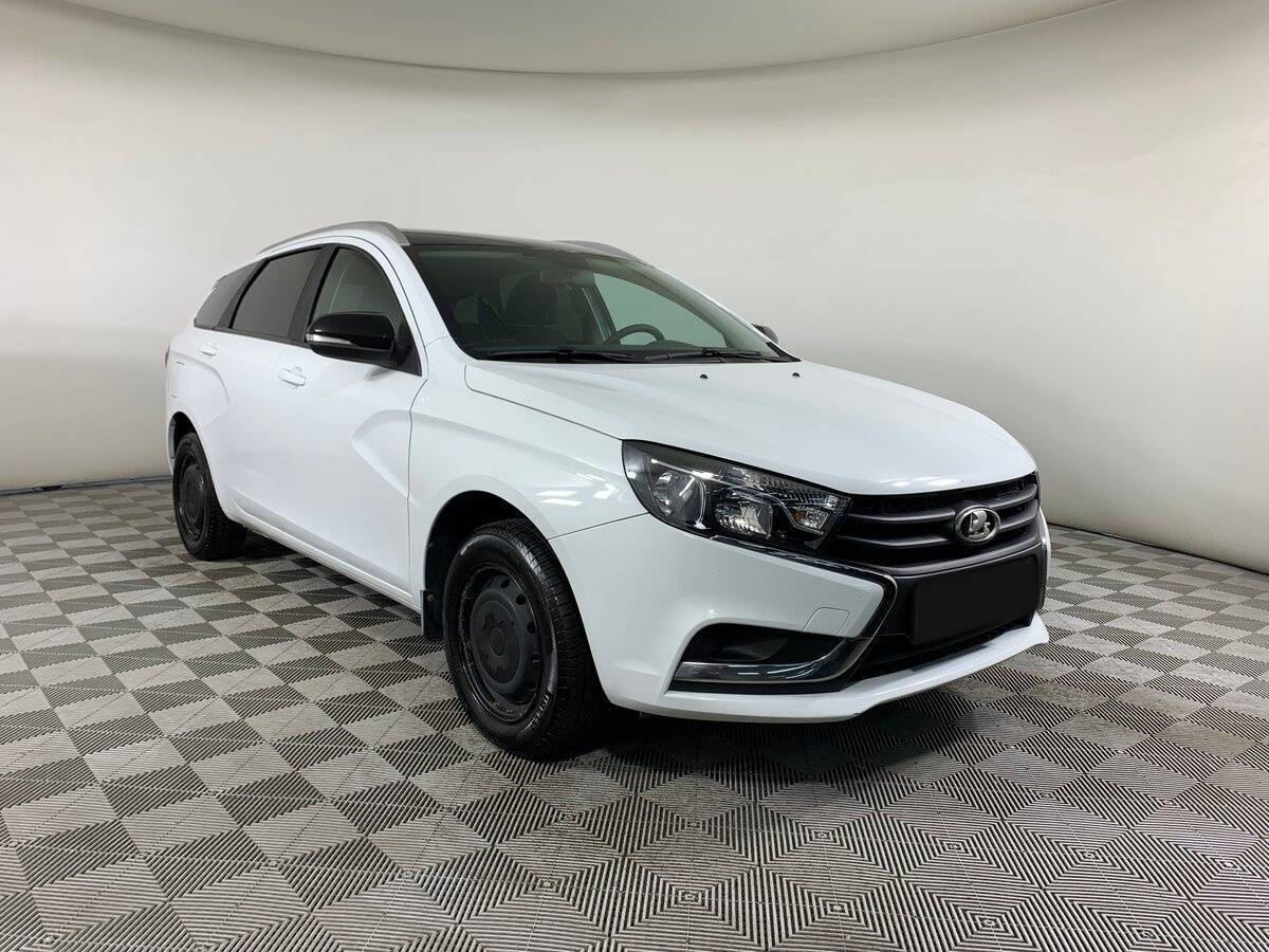 Б/У Лада (ВАЗ) Веста 2021 года. Фото: #2