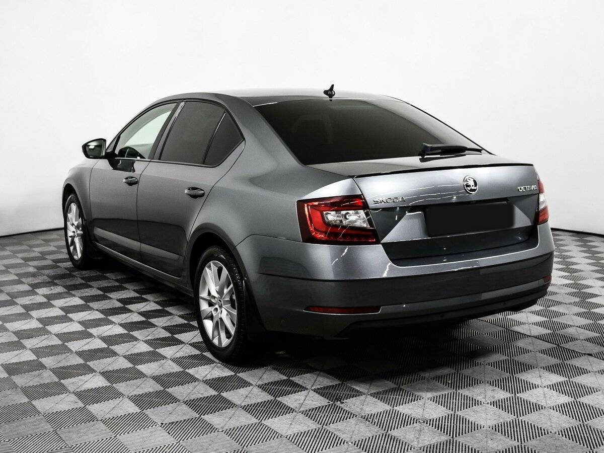 Б/У Шкода Октавия 2017 года. Фото: #6