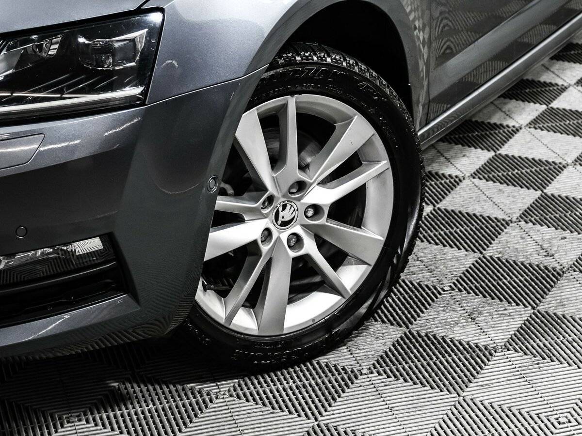 Б/У Шкода Октавия 2017 года. Фото: #13