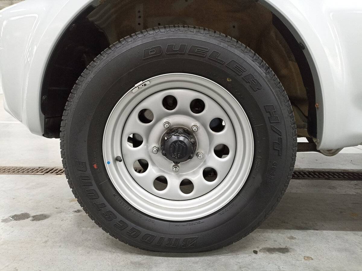 Б/У Сузуки Джимни 2013 года. Фото: #17