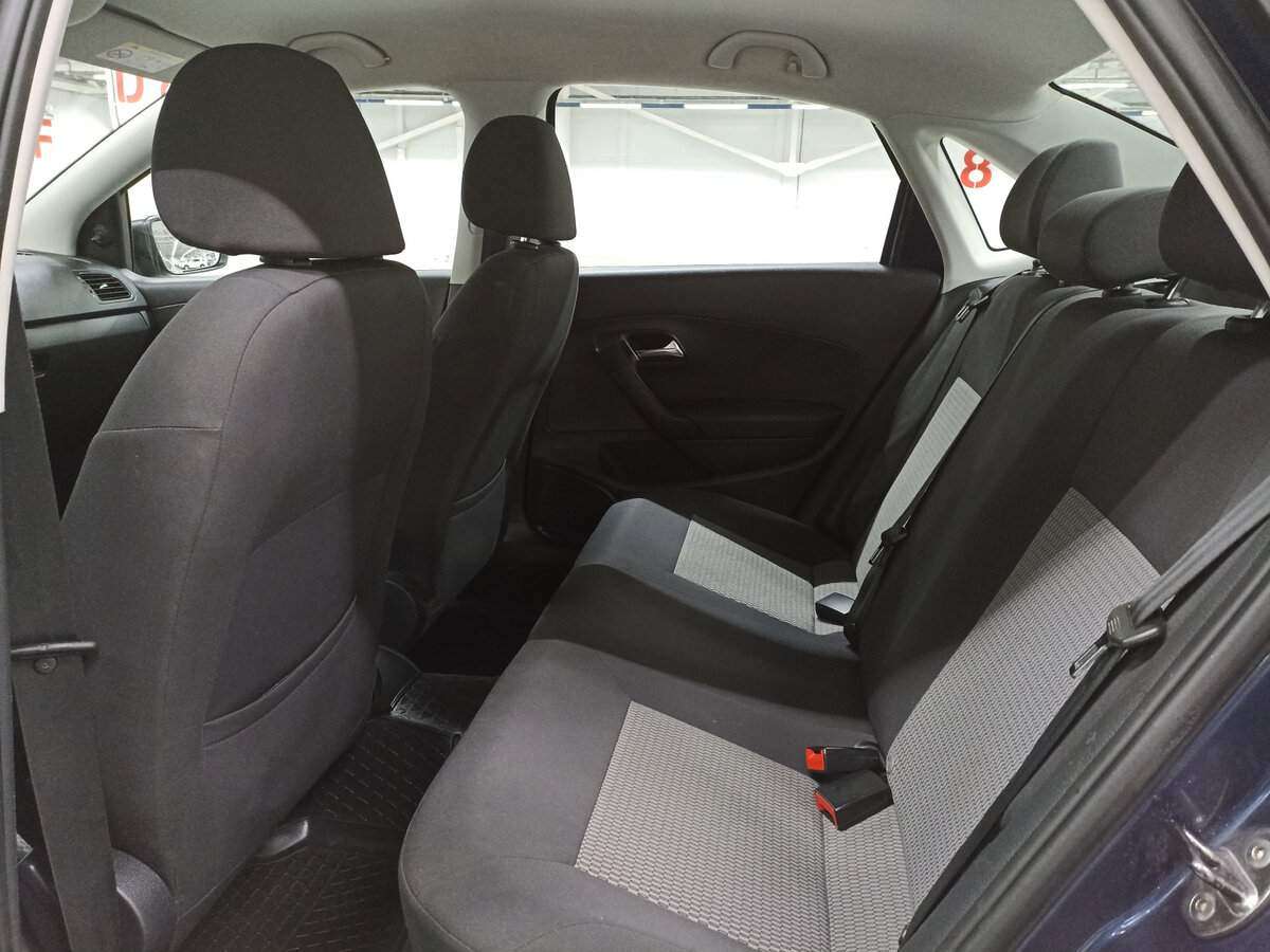 Б/У Фольксваген Поло 2015 года. Фото: #11