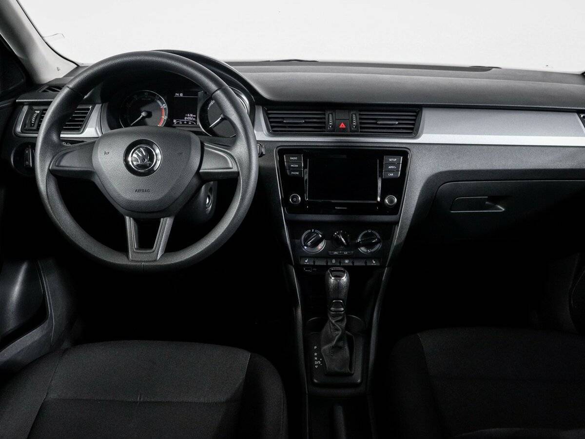 Б/У Шкода Рапид 2019 года. Фото: #11