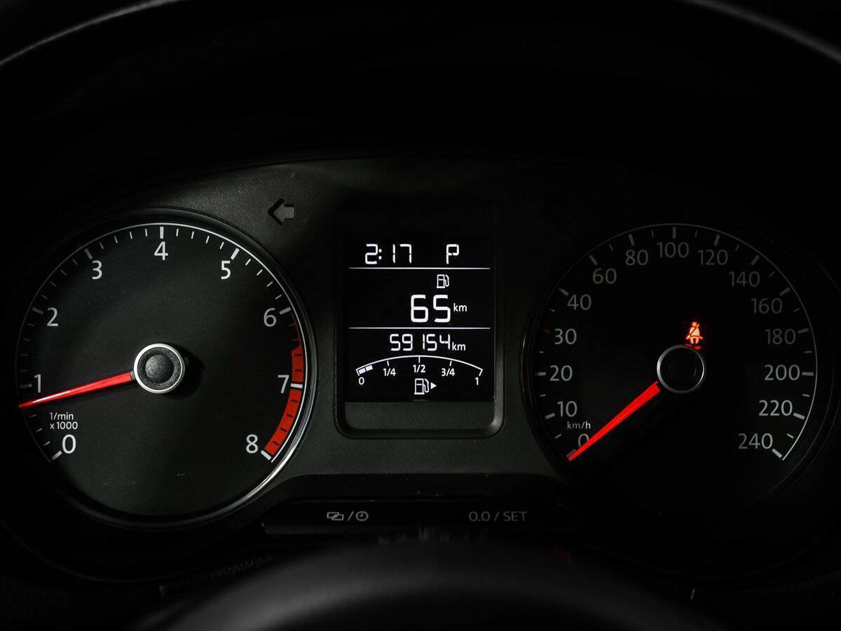 Б/У Фольксваген Поло 2020 года. Фото: #9