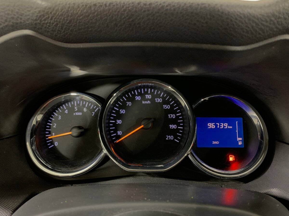 Б/У Рено Дастер 2017 года. Фото: #14