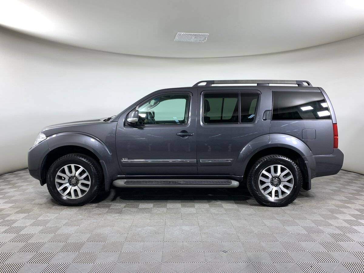 Б/У Ниссан Патфайндер 2012 года. Фото: #7