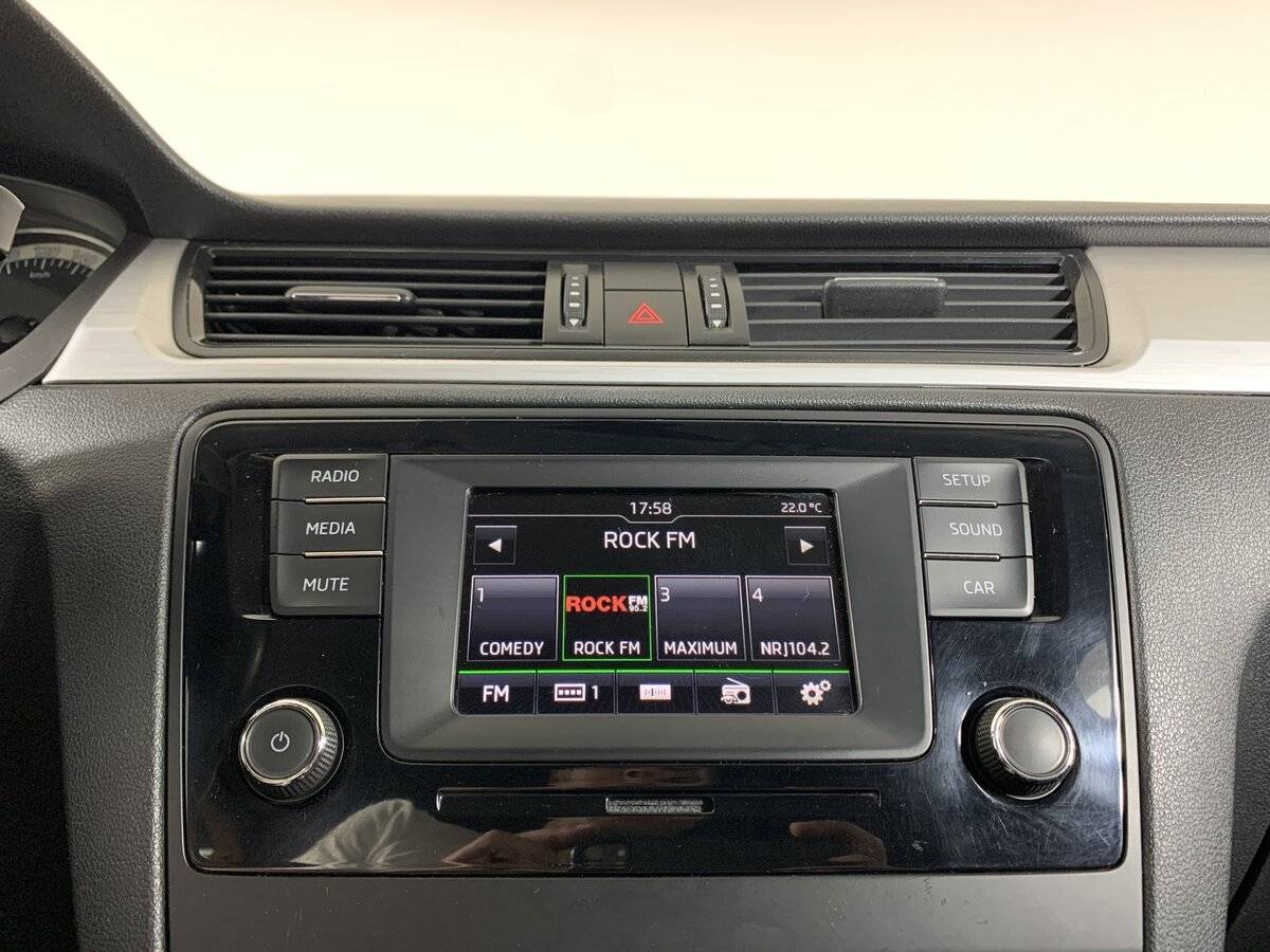 Б/У Шкода Рапид 2016 года. Фото: #14