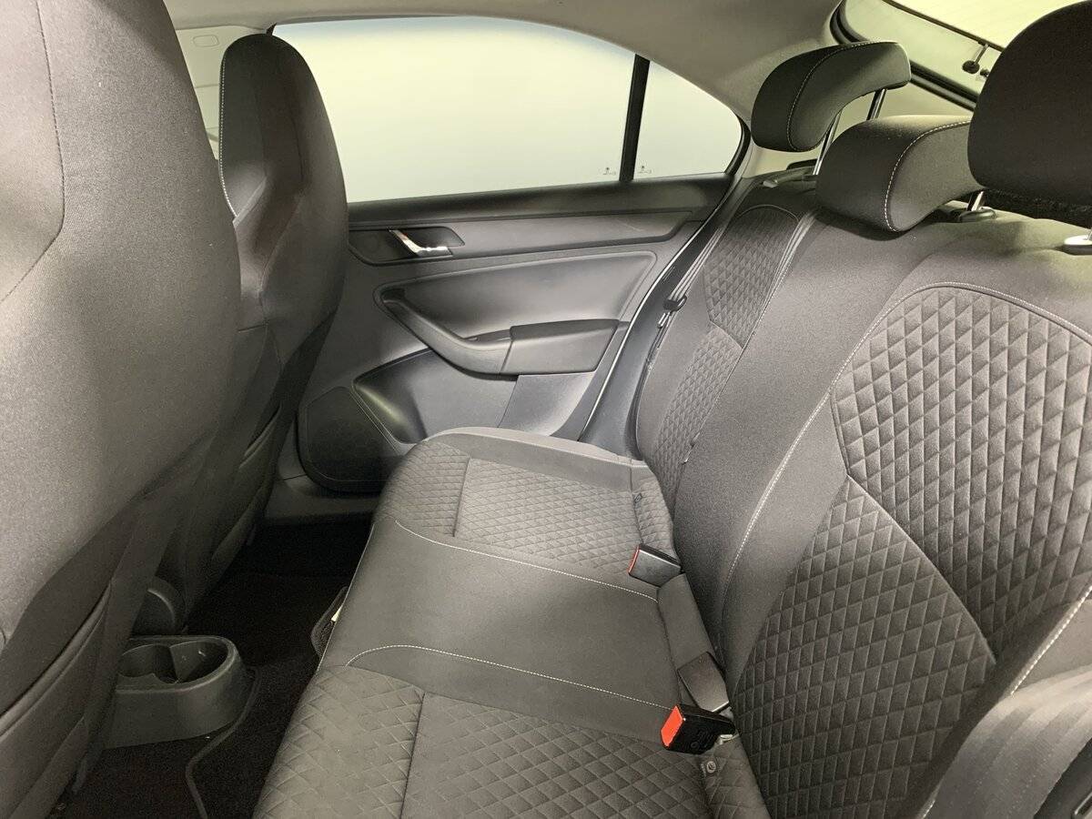 Б/У Шкода Рапид 2016 года. Фото: #17