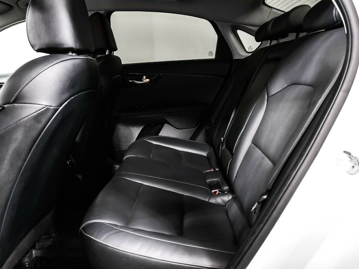 Б/У Киа Церато 2018 года. Фото: #12