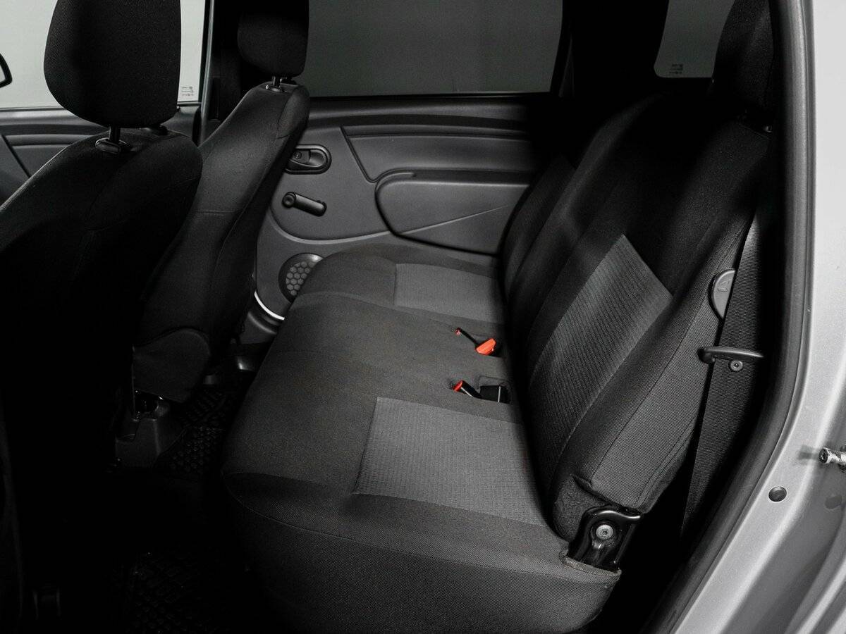 Б/У Лада (ВАЗ) Ларгус 2021 года. Фото: #9