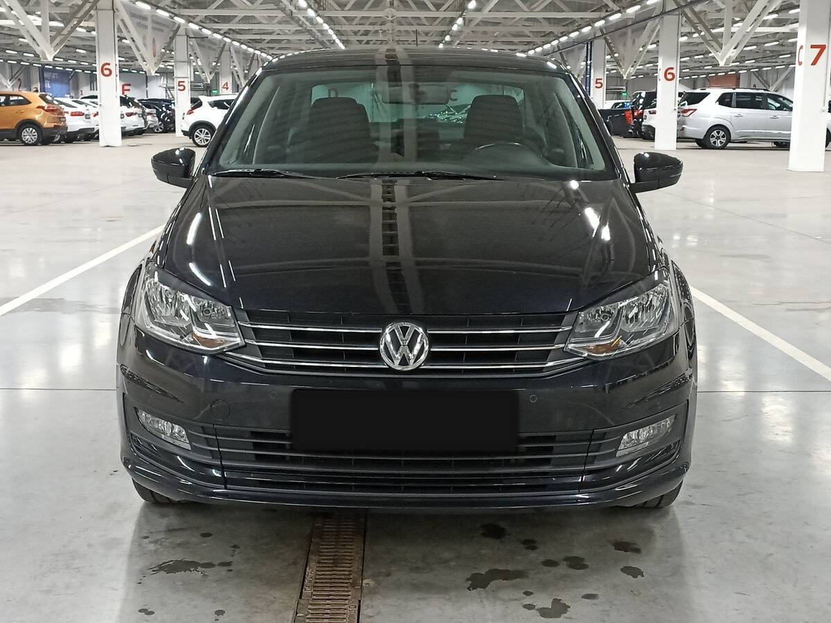 Б/У Фольксваген Поло 2018 года. Фото: #1