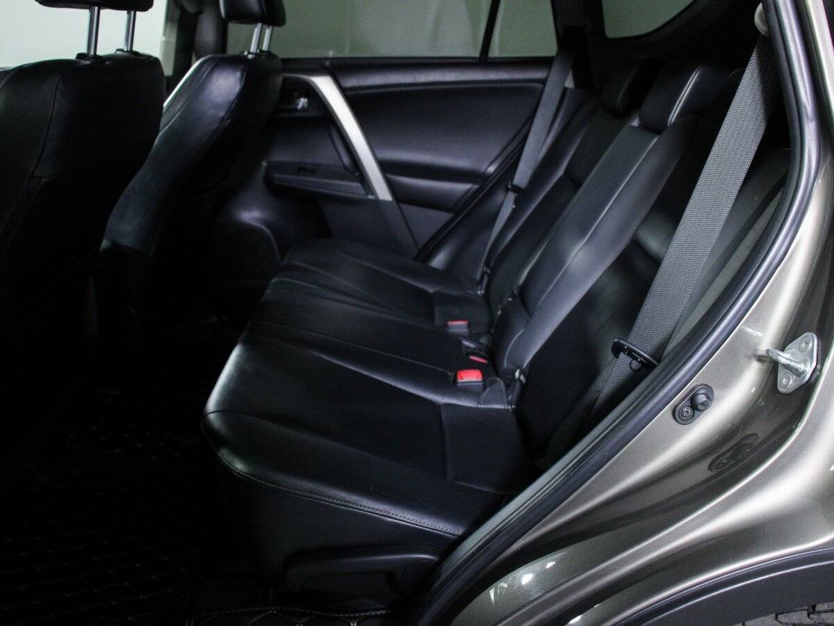 Б/У Тойота Рав4 2013 года. Фото: #9