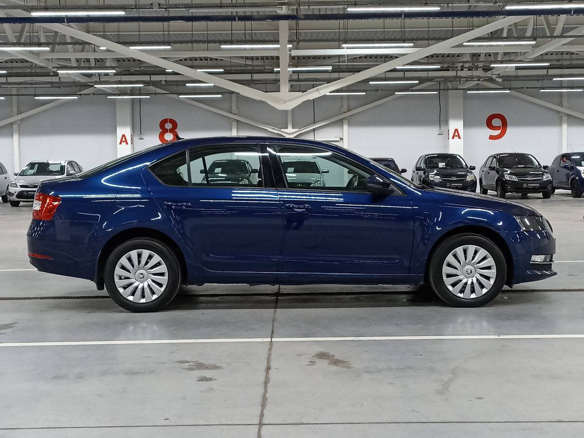 Б/У Шкода Октавия 2017 года. Фото: #3