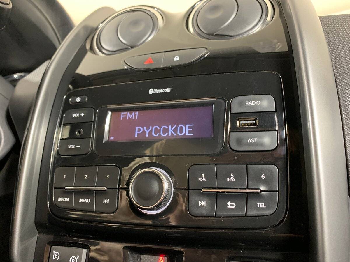 Б/У Рено Дастер 2017 года. Фото: #13