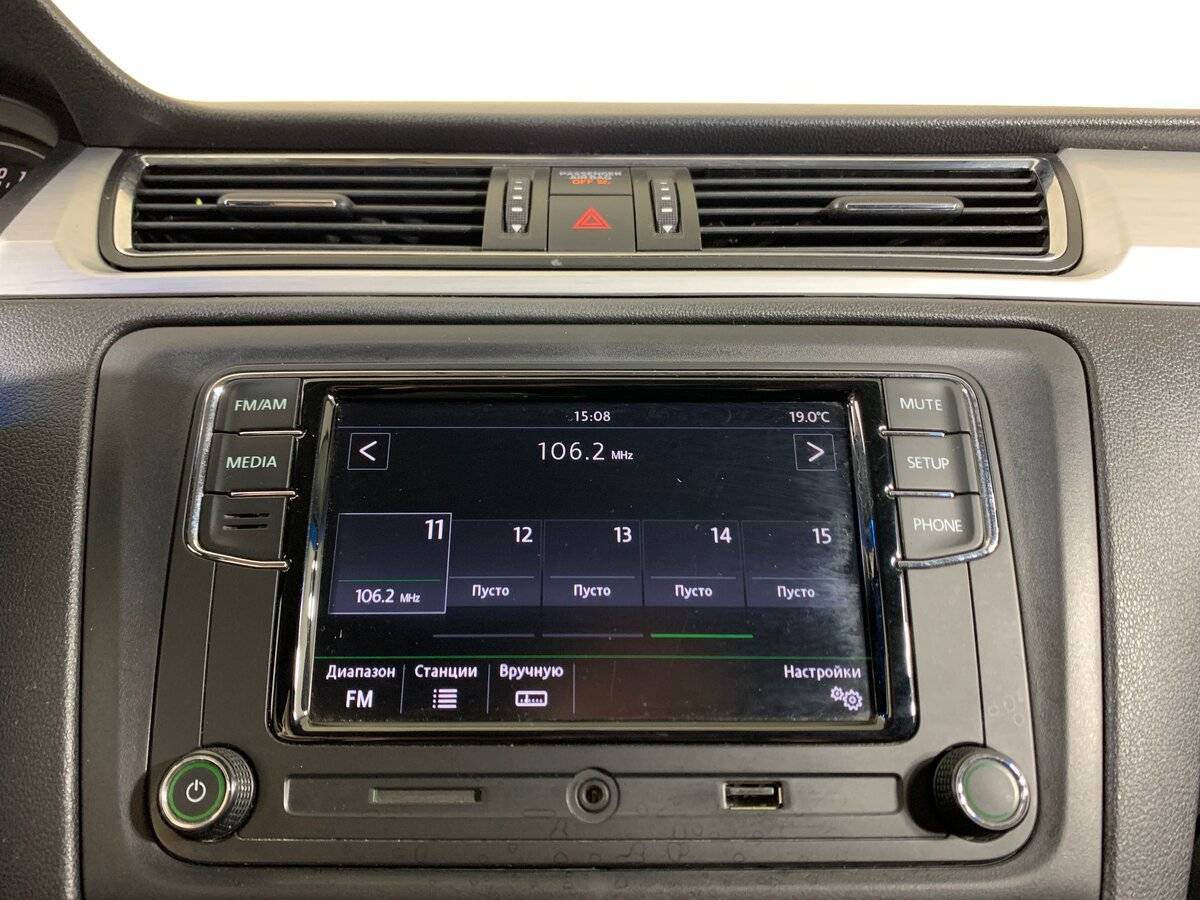 Б/У Шкода Рапид 2015 года. Фото: #14