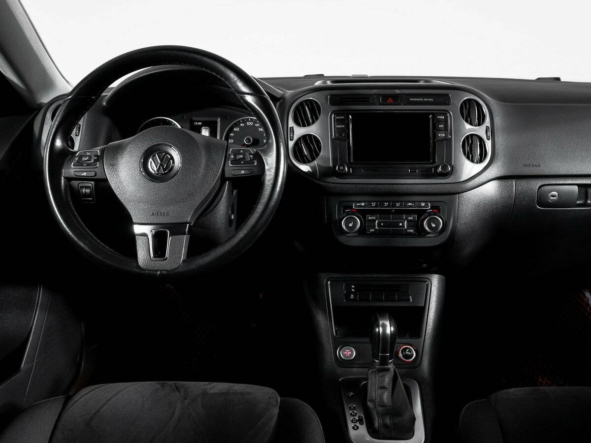 Б/У Фольксваген Тигуан 2015 года. Фото: #11