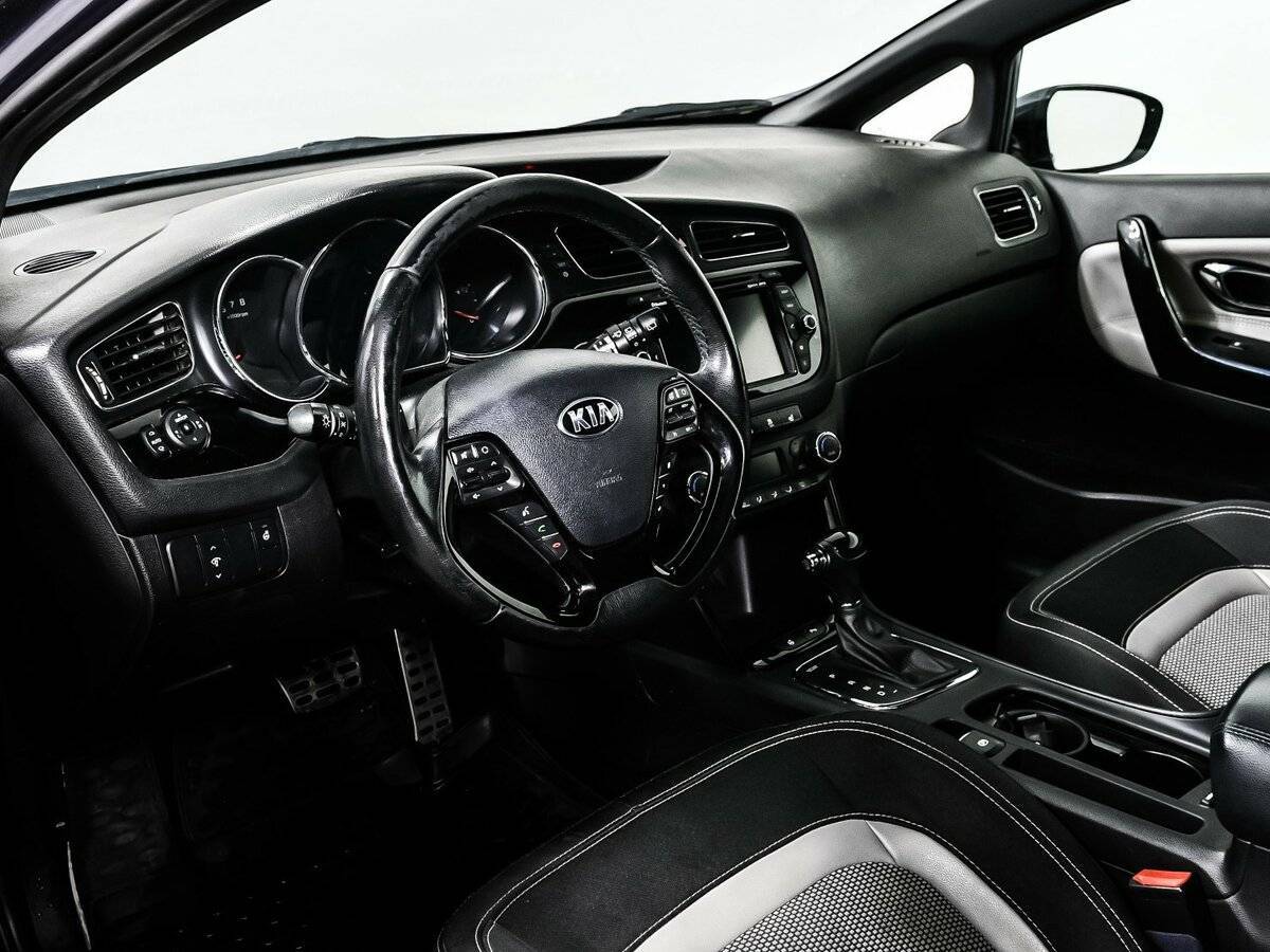 Б/У Киа Сид 2014 года. Фото: #12