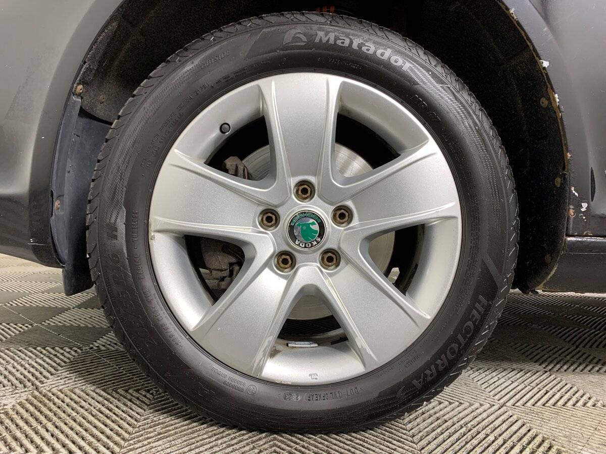 Б/У Шкода Октавия 2012 года. Фото: #9