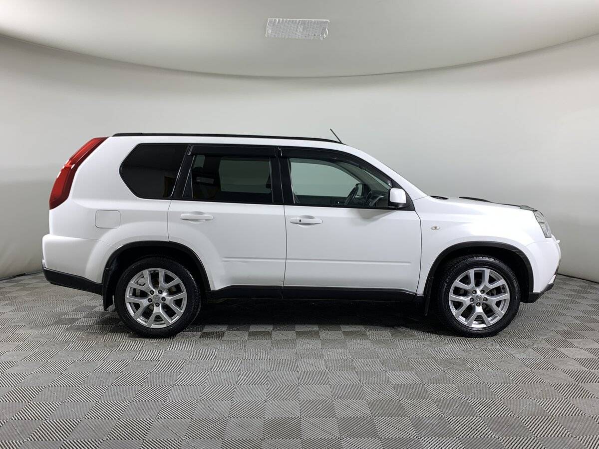 Б/У Ниссан Икс-Трейл 2012 года. Фото: #3