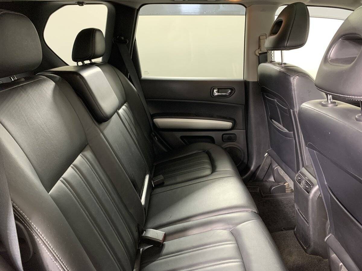 Б/У Ниссан Икс-Трейл 2012 года. Фото: #16