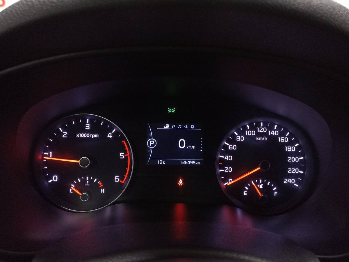 Б/У Киа Спортейдж 2018 года. Фото: #12