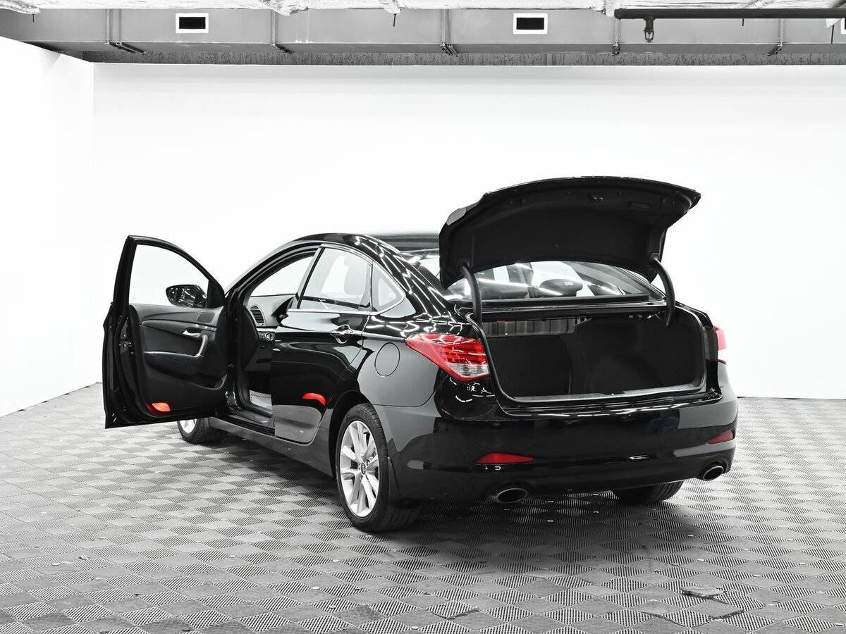 Б/У Хендай ай40 2015 года. Фото: #4