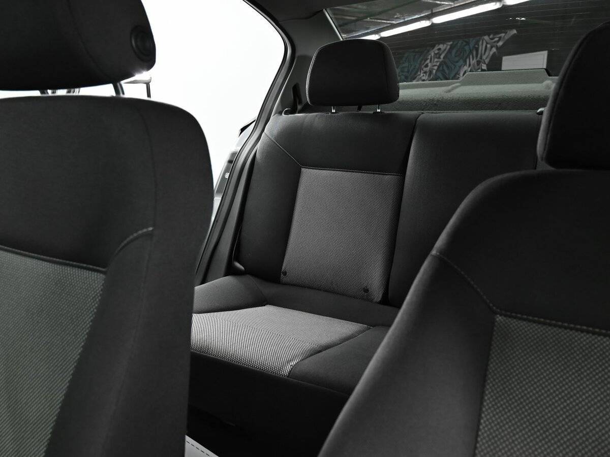 Б/У Опель Астра 2012 года. Фото: #11