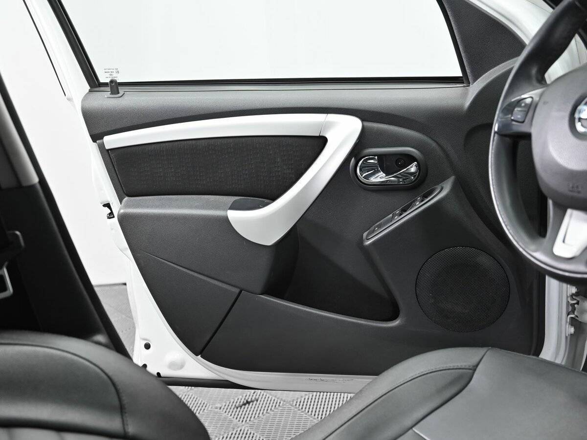 Б/У Ниссан Террано 2017 года. Фото: #6