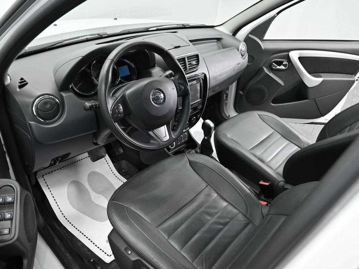 Б/У Ниссан Террано 2017 года. Фото: #7