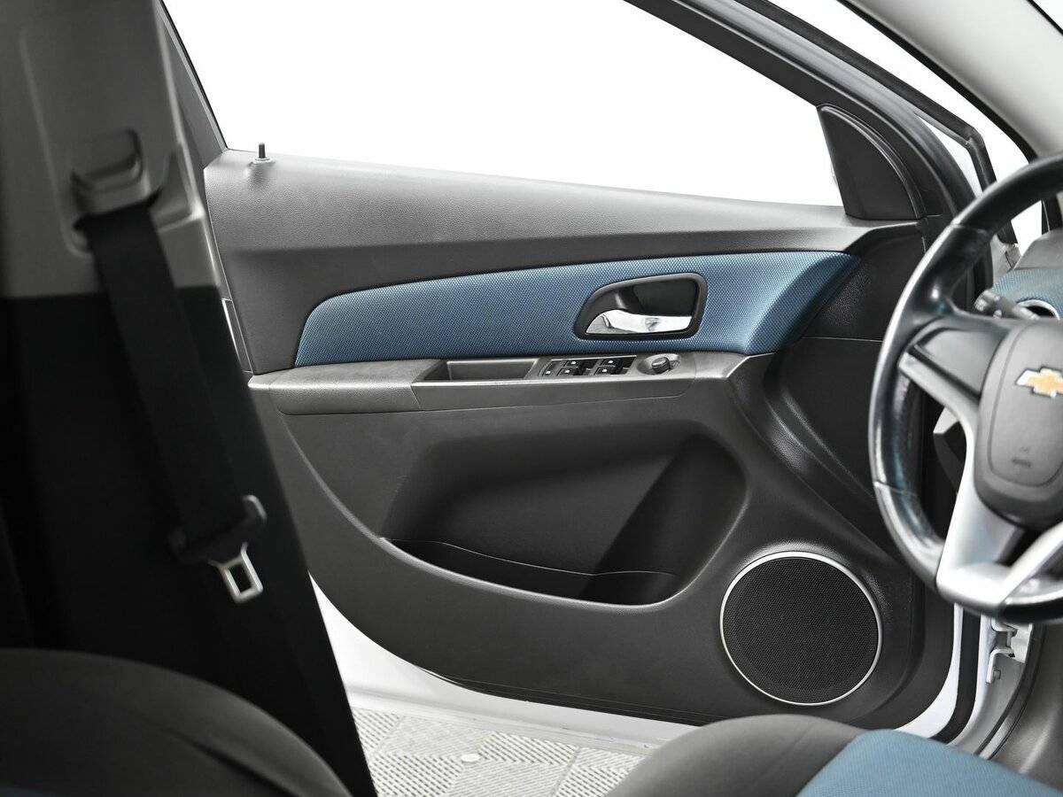 Б/У Шевроле Круз 2013 года. Фото: #6