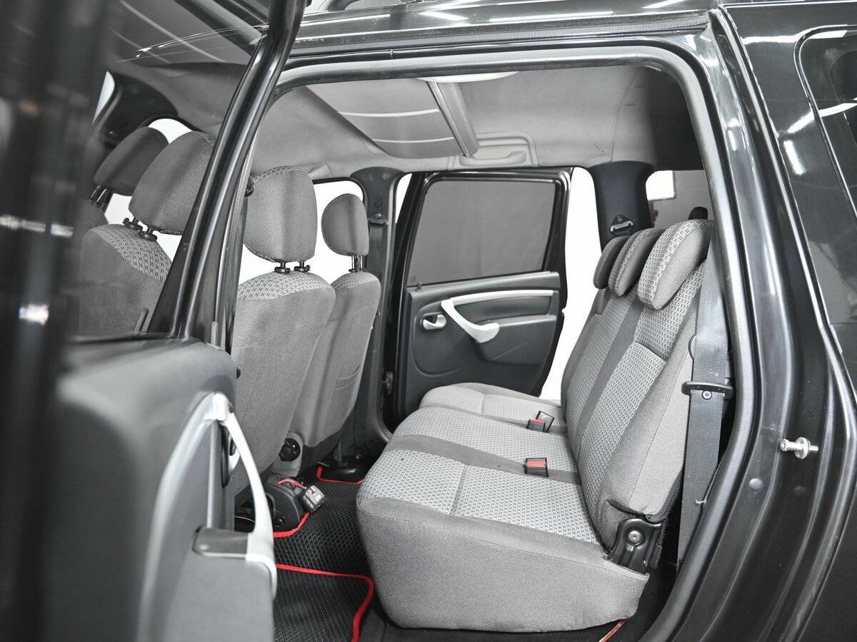 Б/У Лада (ВАЗ) Ларгус 2015 года. Фото: #12