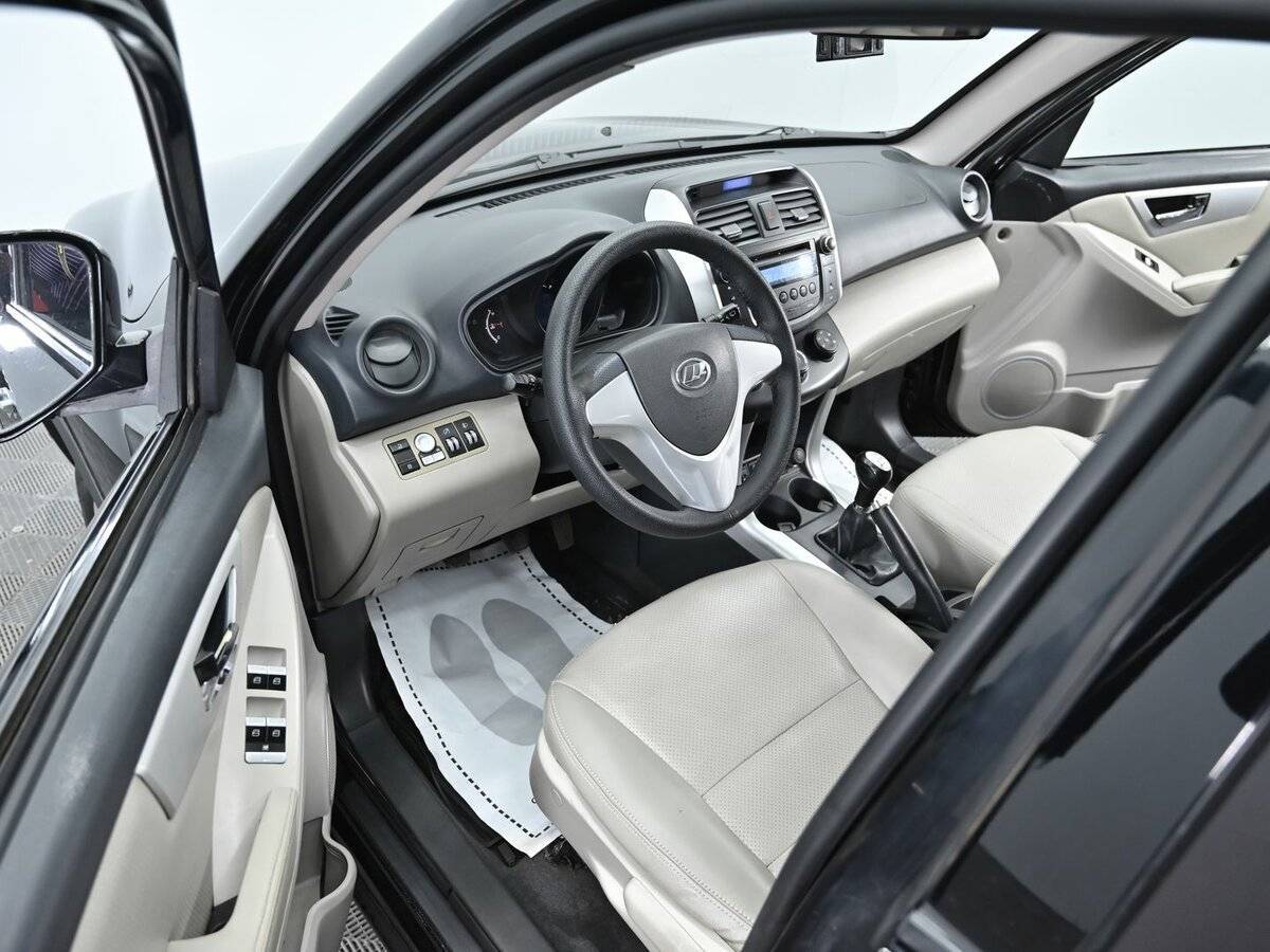 Б/У Лифан Икс60 2013 года. Фото: #8