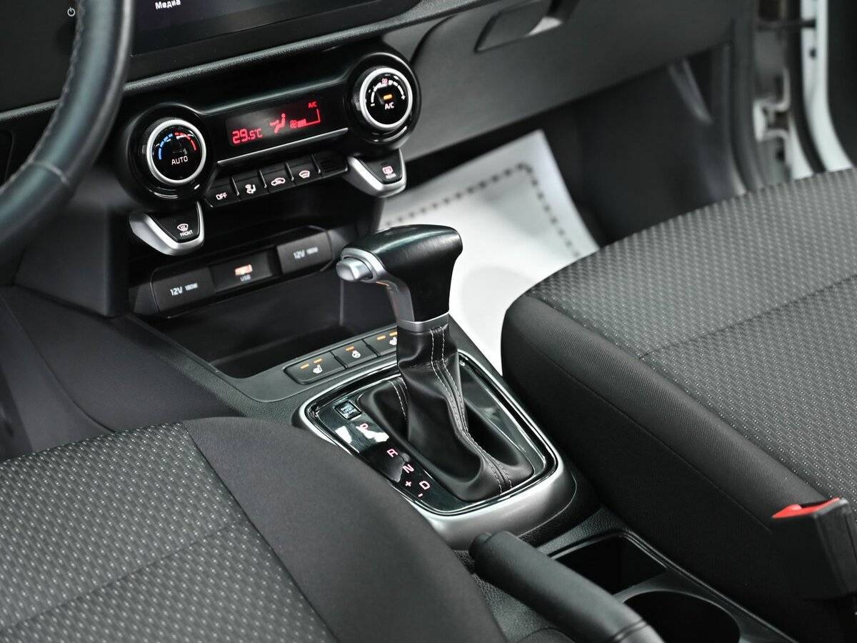 Б/У Киа Рио 2022 года. Фото: #10