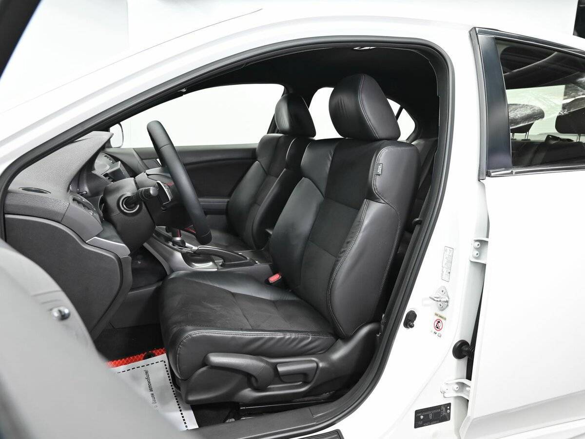 Б/У Хонда Аккорд 2012 года. Фото: #5