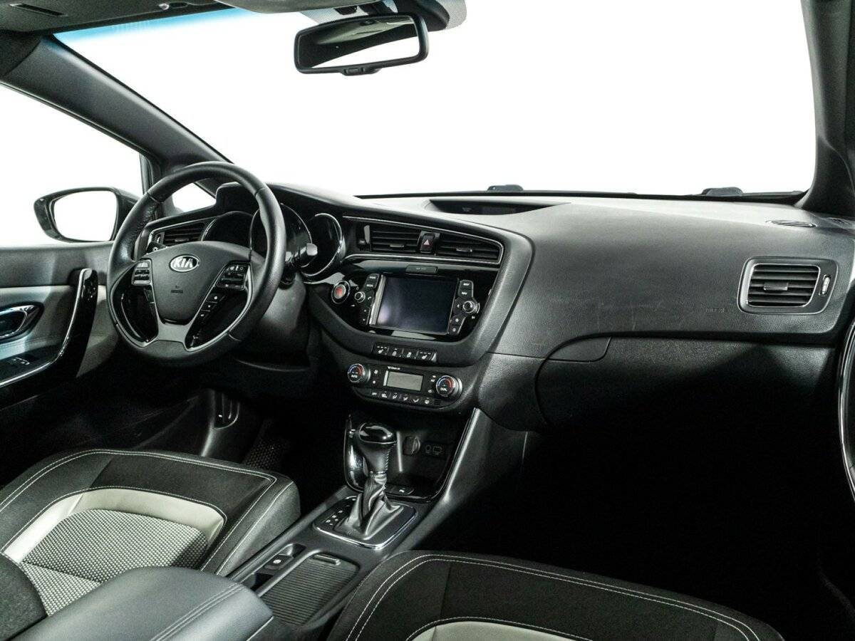 Б/У Киа Сид 2016 года. Фото: #8