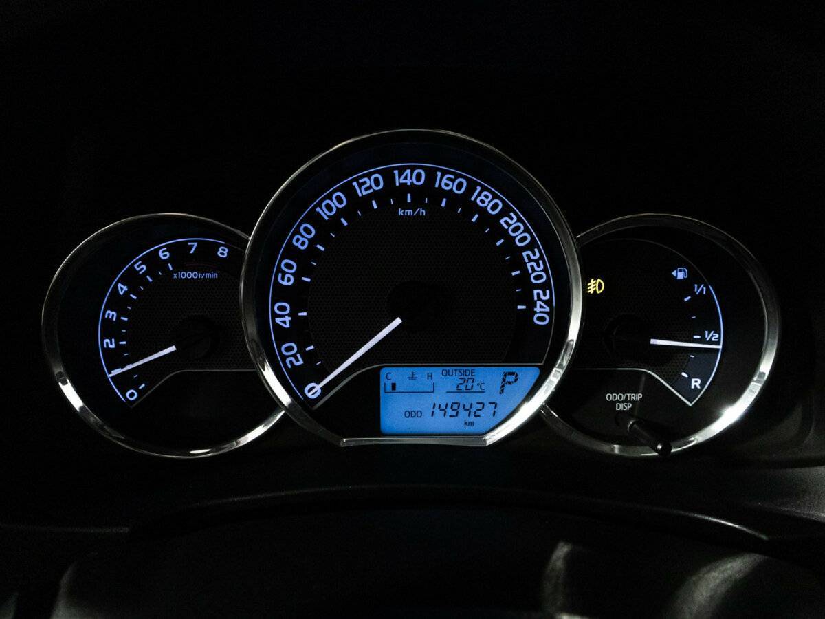 Б/У Тойота Королла 2013 года. Фото: #11