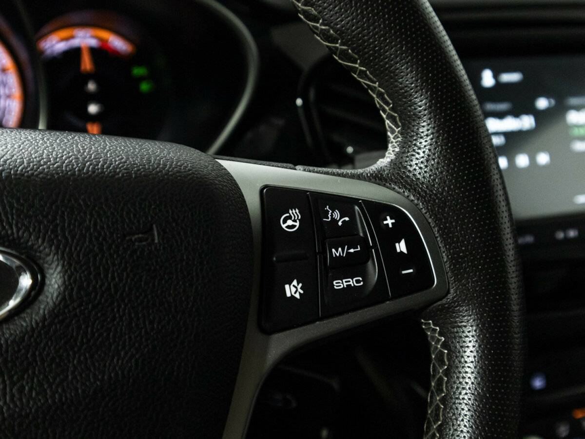 Б/У Лада (ВАЗ) Веста 2021 года. Фото: #19