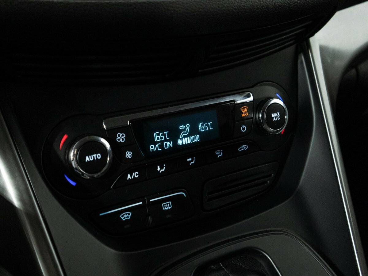 Б/У Форд Куга 2016 года. Фото: #18