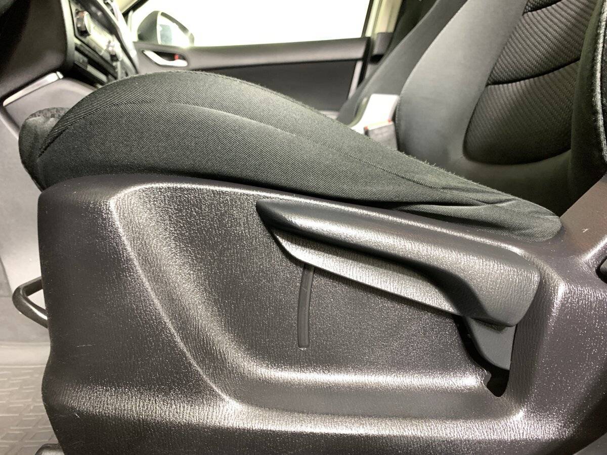 Б/У Мазда Ц-Икс-5 2015 года. Фото: #15