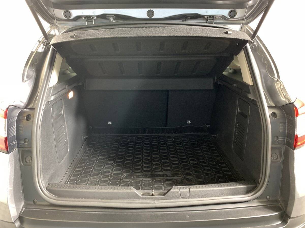 Б/У Рено Каптюр 2019 года. Фото: #18