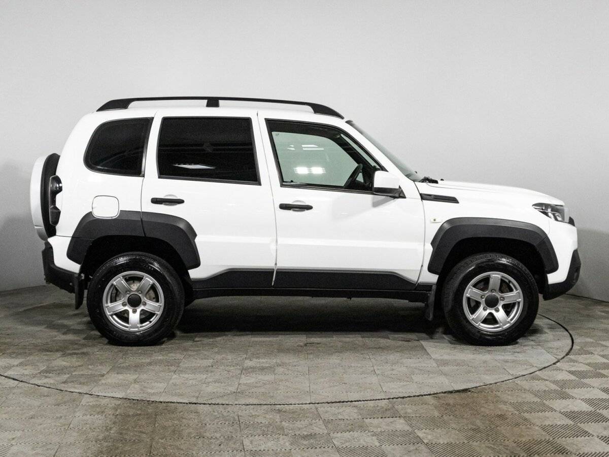 Б/У Лада (ВАЗ) Нива 2022 года. Фото: #3