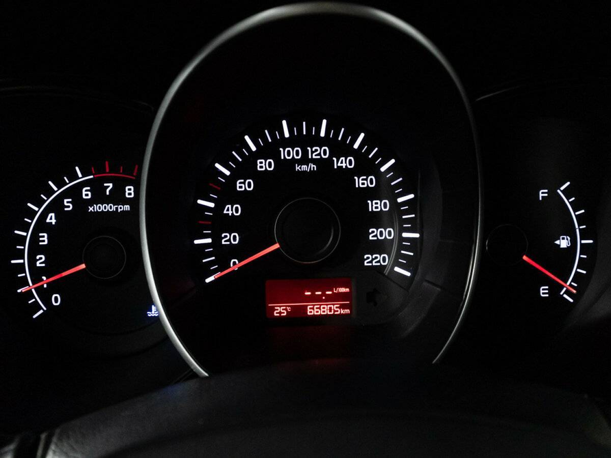 Б/У Киа Рио 2016 года. Фото: #11